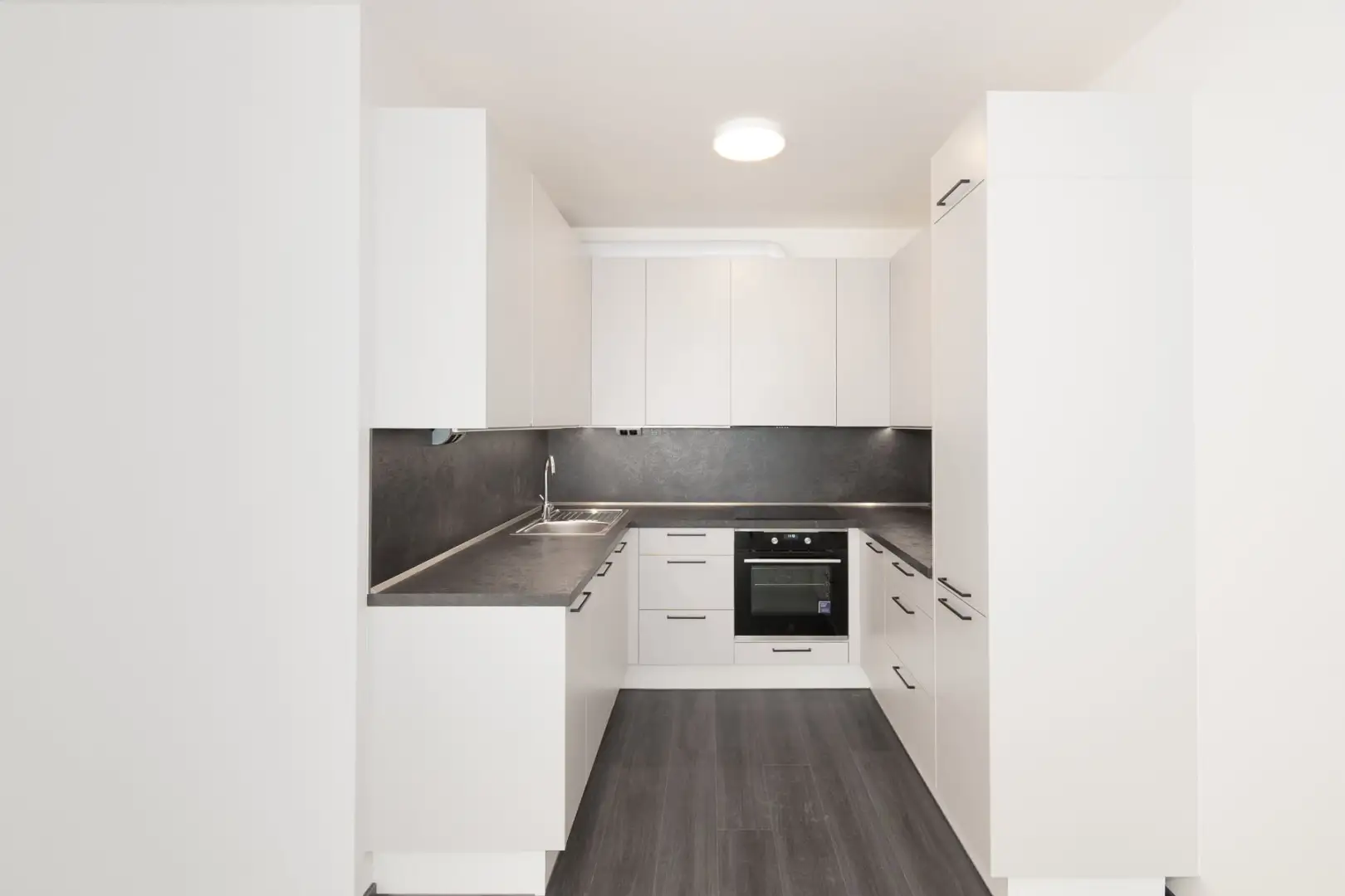 Pronájem bytu 2+kk, 56 m² - Praha - Prosek