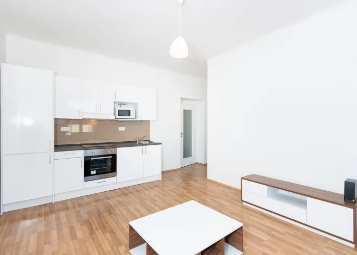 Pronájem bytu 2+kk, 39 m² - Praha - Vysočany