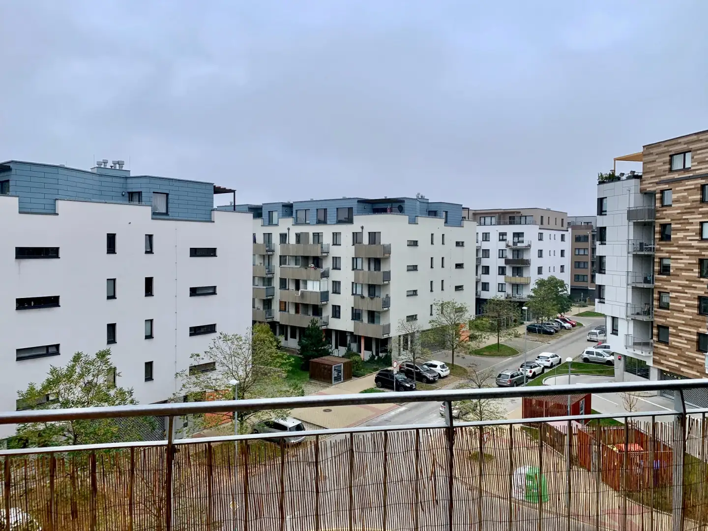 Pronájem Bytu 2+kk, 50m2, ulice Makedonská, Praha 9