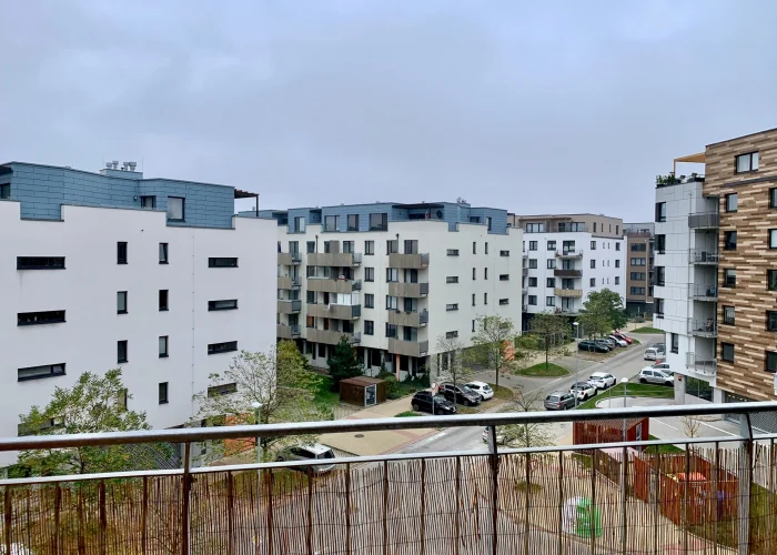 Pronájem Bytu 2+kk, 50m2, ulice Makedonská, Praha 9