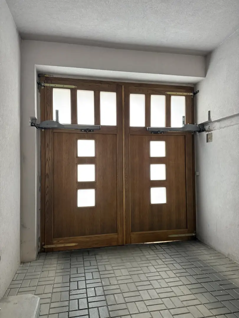 Pronájem parkovacího stání 13 m², Praha - Žižkov