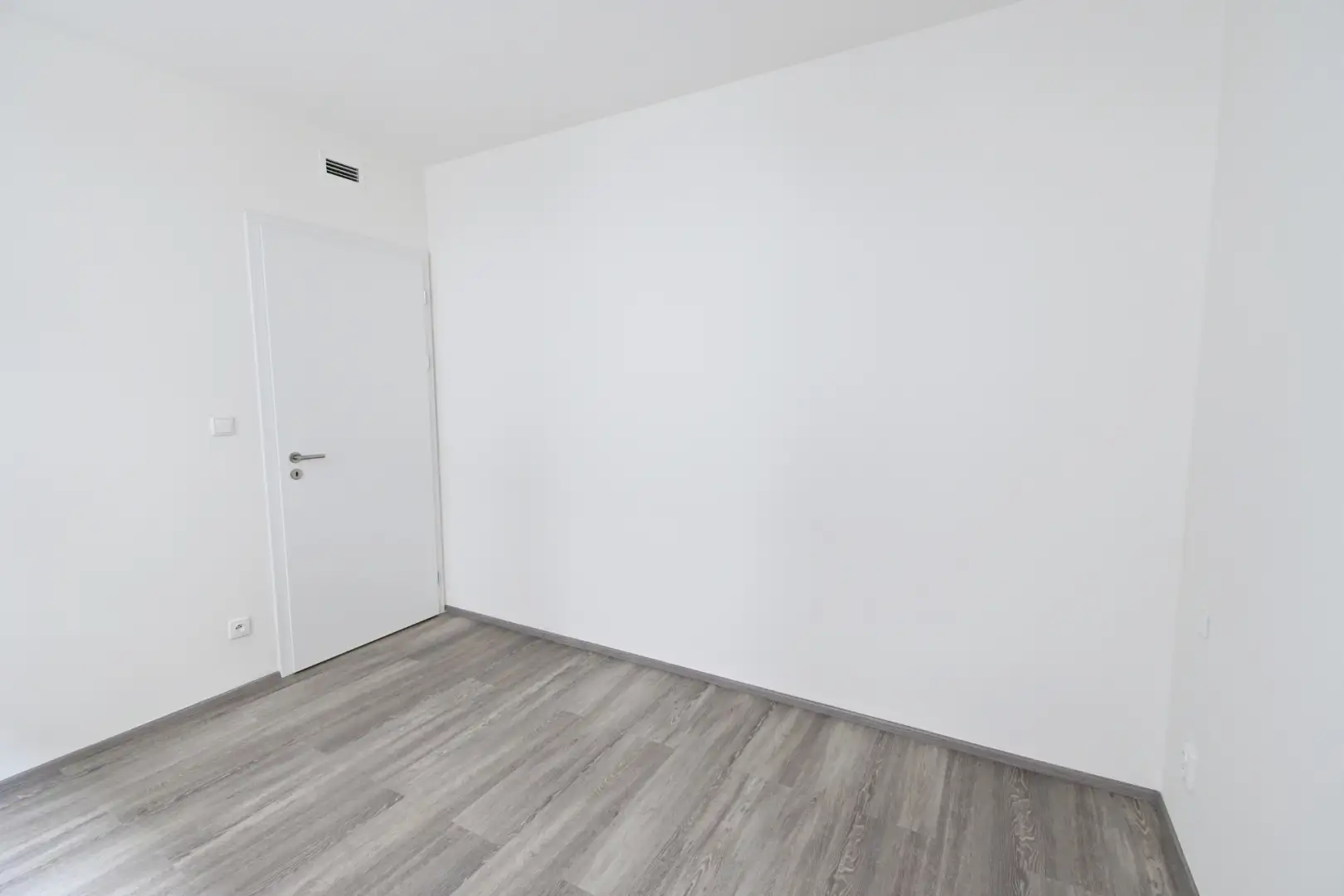 Pronájem bytu 3+kk/L/G o výměře 60 m² v lokalitě Praha - Košíře