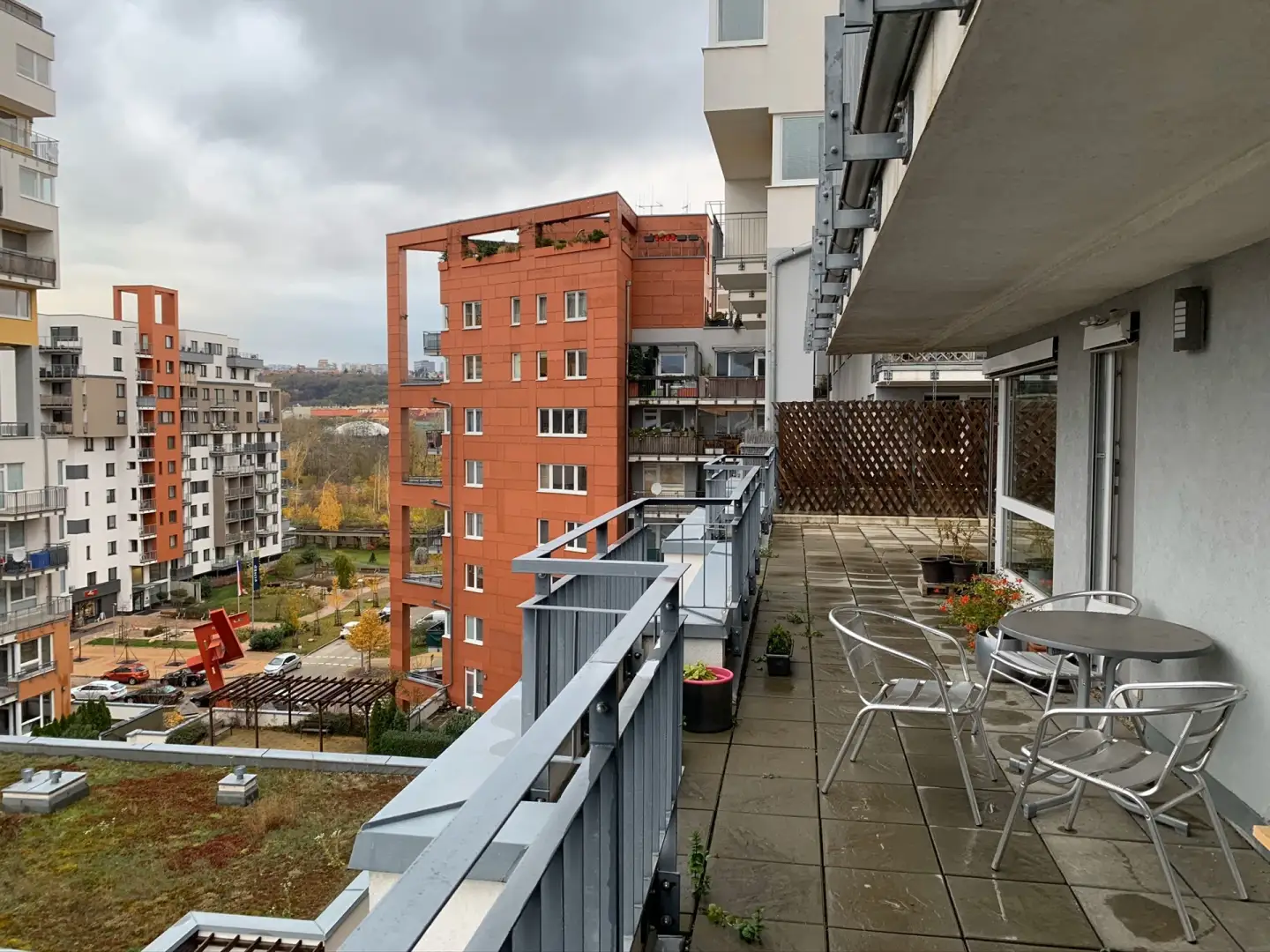 Pronájem Bytu 2+kk, 56m², terasa, Nová Harfa