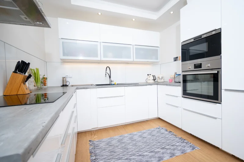 Pronájem bytu 4+kk/G/Z o výměře 120 m²  Praha - Košíře