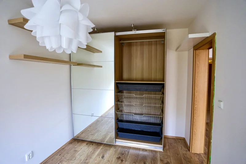 Pronájem bytu 2+kk 41m² - Praha - Modřany