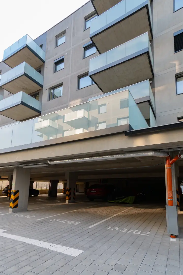 Pronájem bytu 2+kk, 56 m² - Praha - Prosek