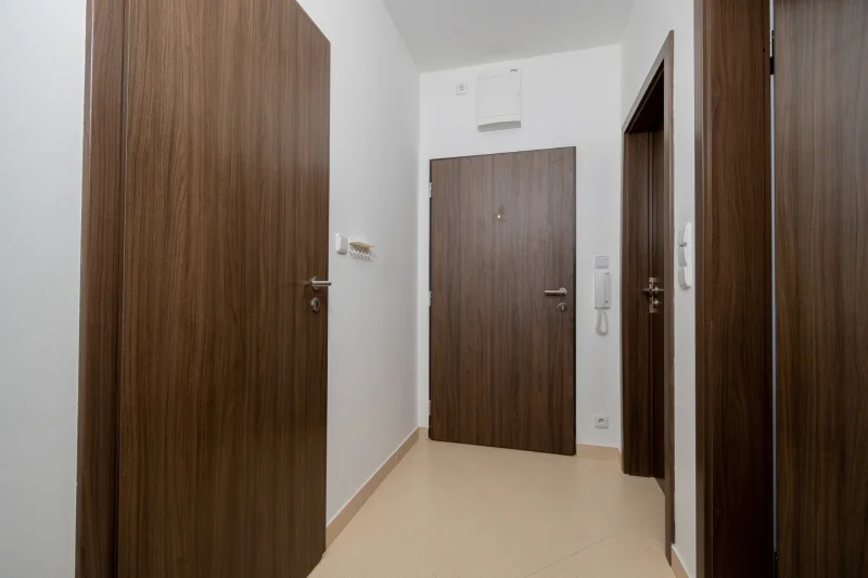 Pronájem bytu 2+kk 56m² - Praha - Střížkov