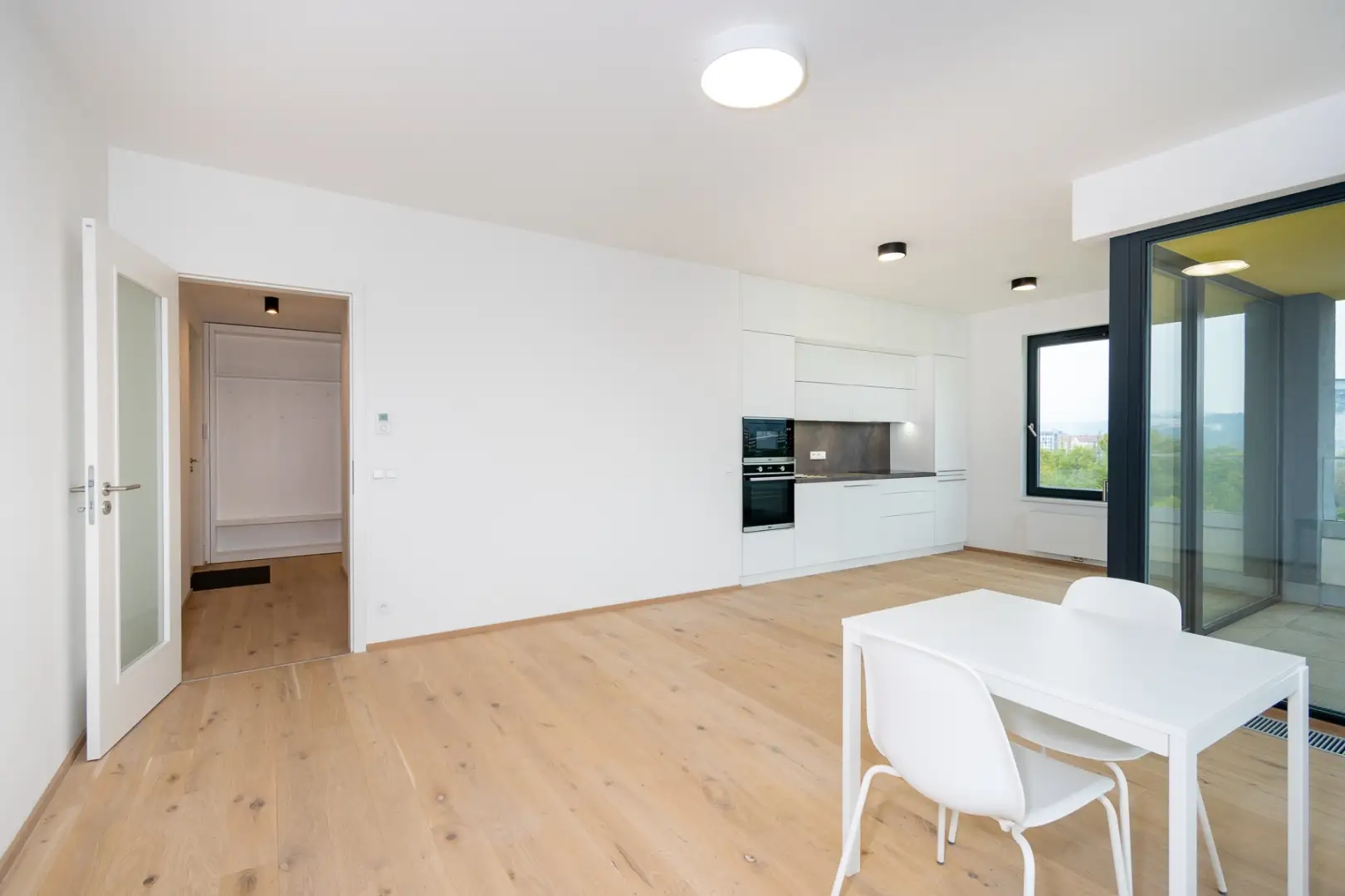 Pronájem byty 2+kk, 59 m² - Praha - Karlín