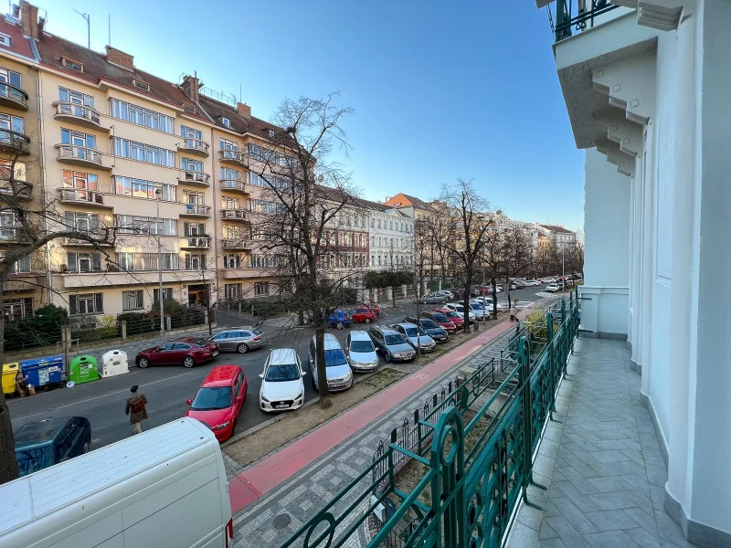 Pronájem bytu 1+kk s balkónkem, ulice Ovenecká 315/32, Praha - Holešovice