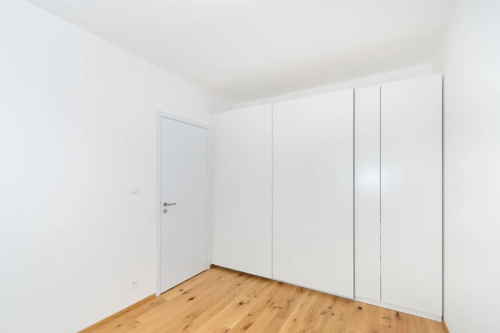 Pronájem bytu 2+kk, 40 m² - Praha - Nusle