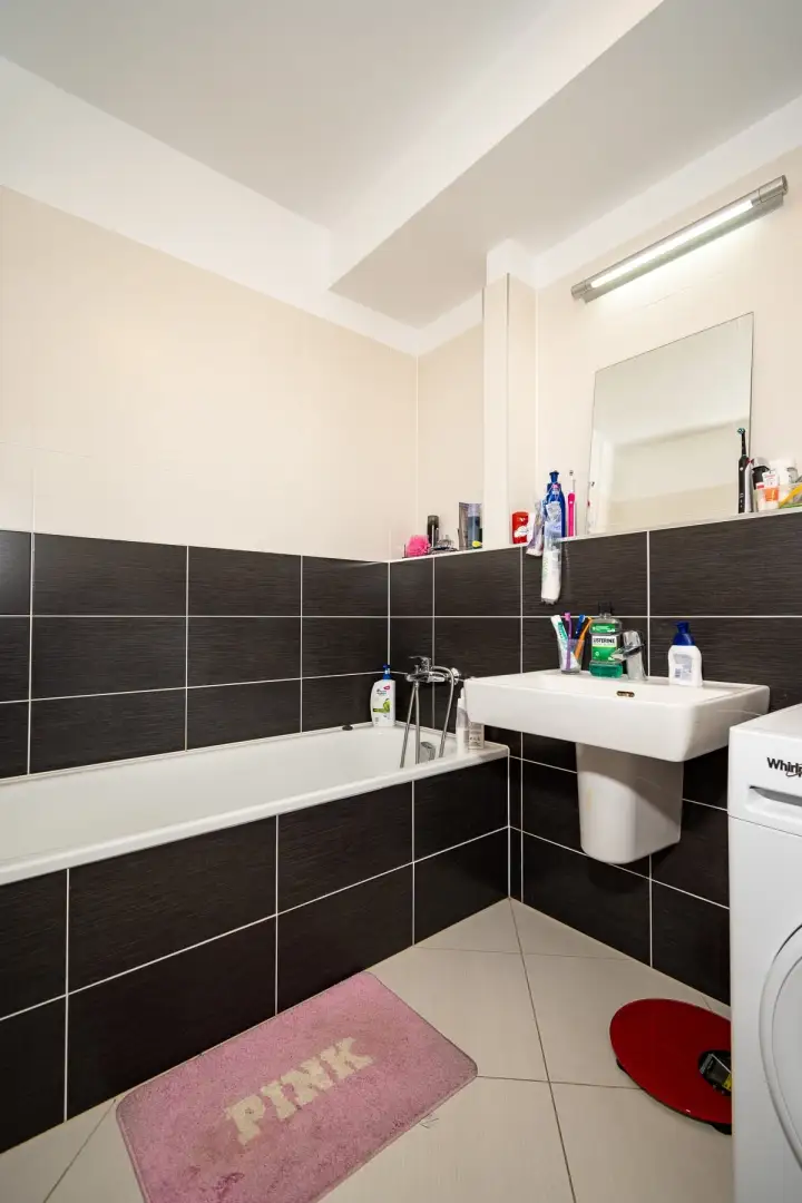 Pronájem bytu 2+kk, 56,9m2, ulice Makedonská, Praha - Střížkov