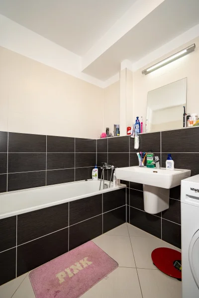 Pronájem bytu 2+kk, 56,9m2, ulice Makedonská, Praha - Střížkov