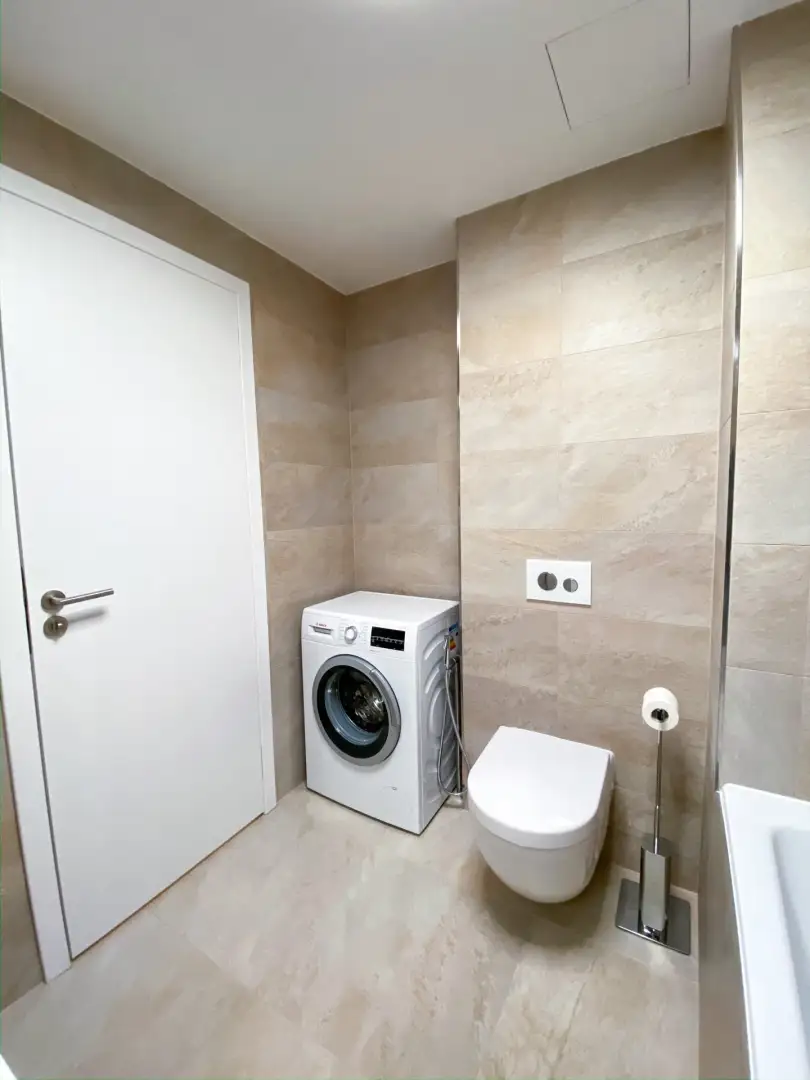 Pronájem bytu 2+kk, 58m2 s balkonem