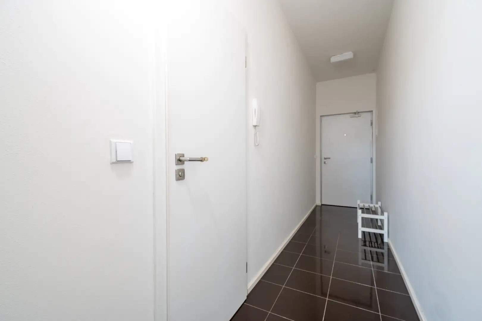 Pronájem bytu 1+kk 32m² - Praha - Hlubočepy