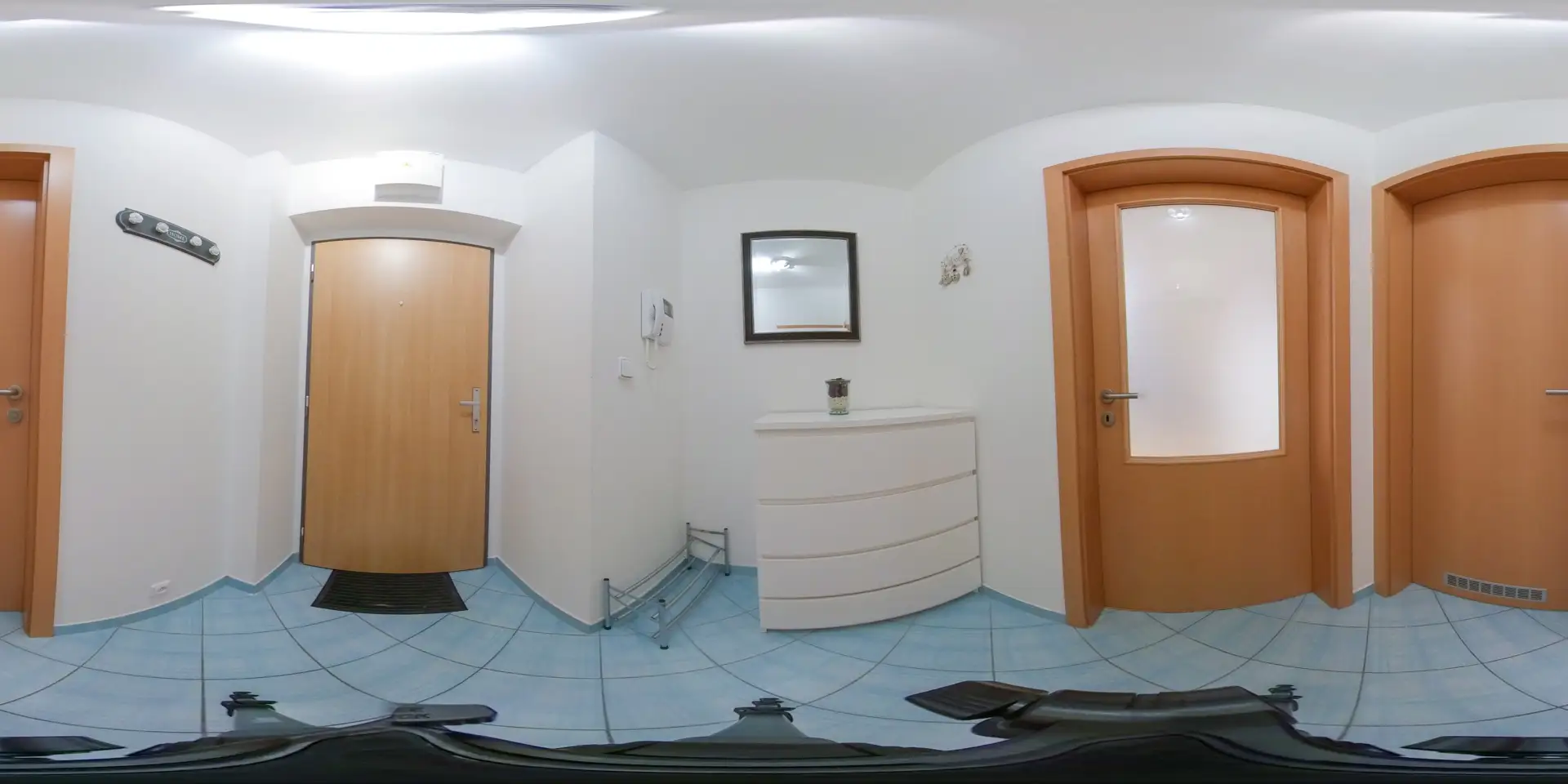 Pronájem bytu 2+kk  o výměře 55 m²  - Praha - Holešovice