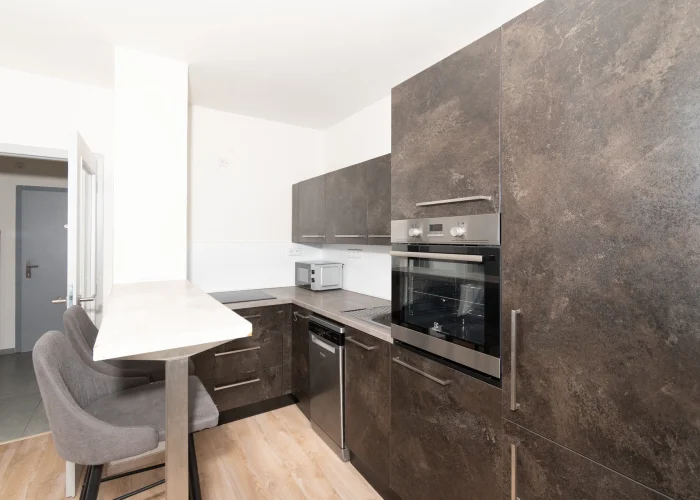 Pronájem bytu 2+kk, 41 m² - Praha - Modřany