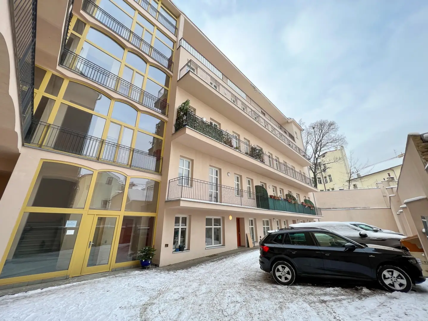 Pronájem bytu 1+kk, ulice Mečislavova, Praha - Nusle