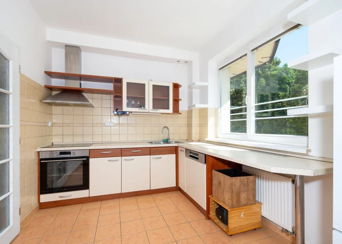 Pronájem bytu 2+1, 57 m², ulice Pod Stárkou, Praha - Michle