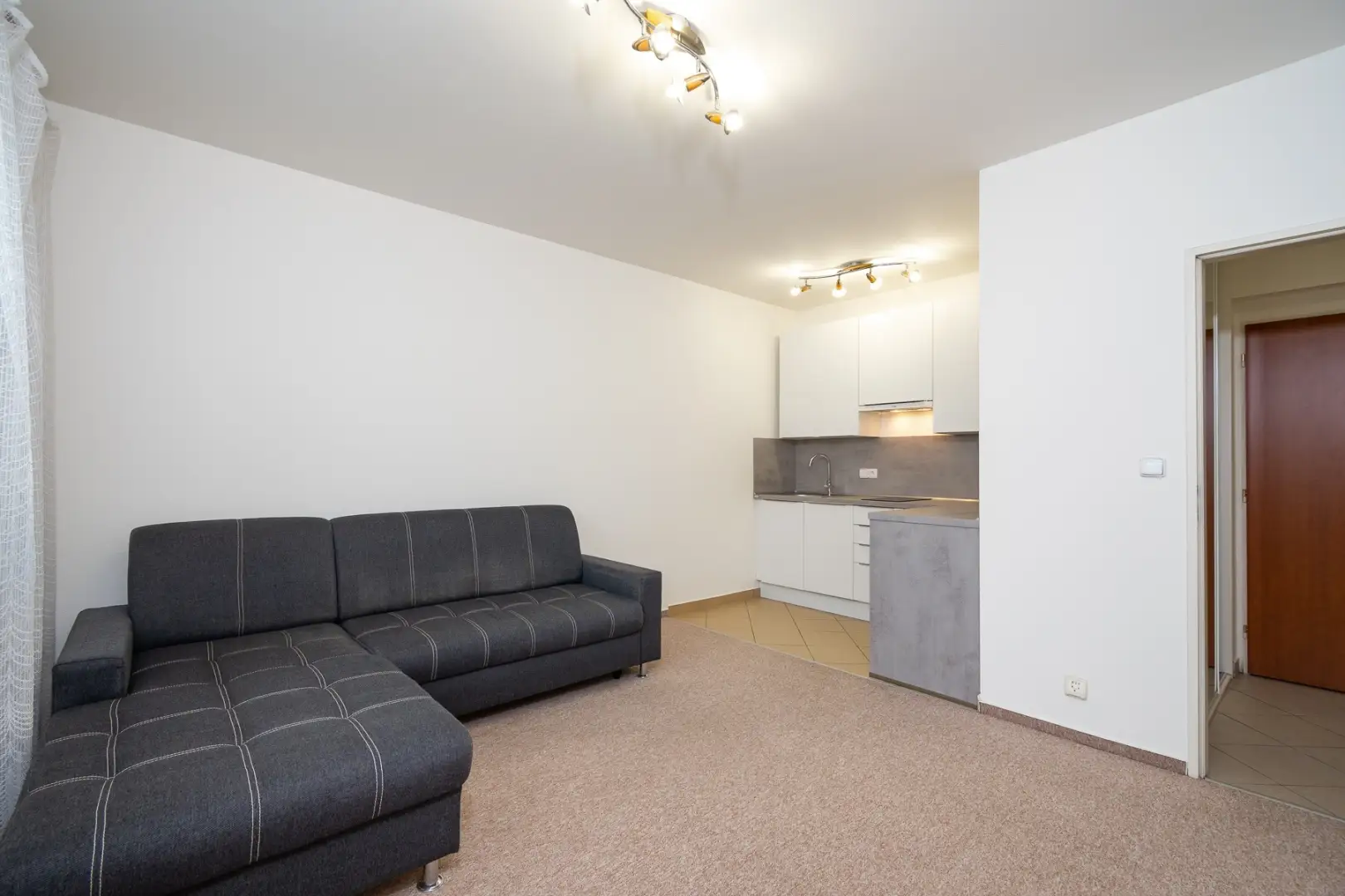 Pronájem bytu 2+kk, 40,6m2, ulice Přípotoční 1528/2, Praha - Vršovice