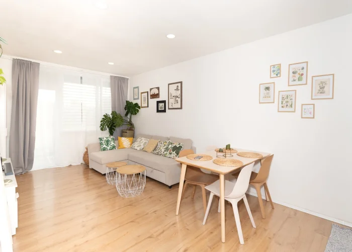Pronájem bytu 2+kk, 48 m² - Praha - Vysočany