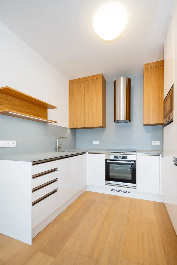 Pronájem byty 2+kk, 54 m² - Praha - Modřany