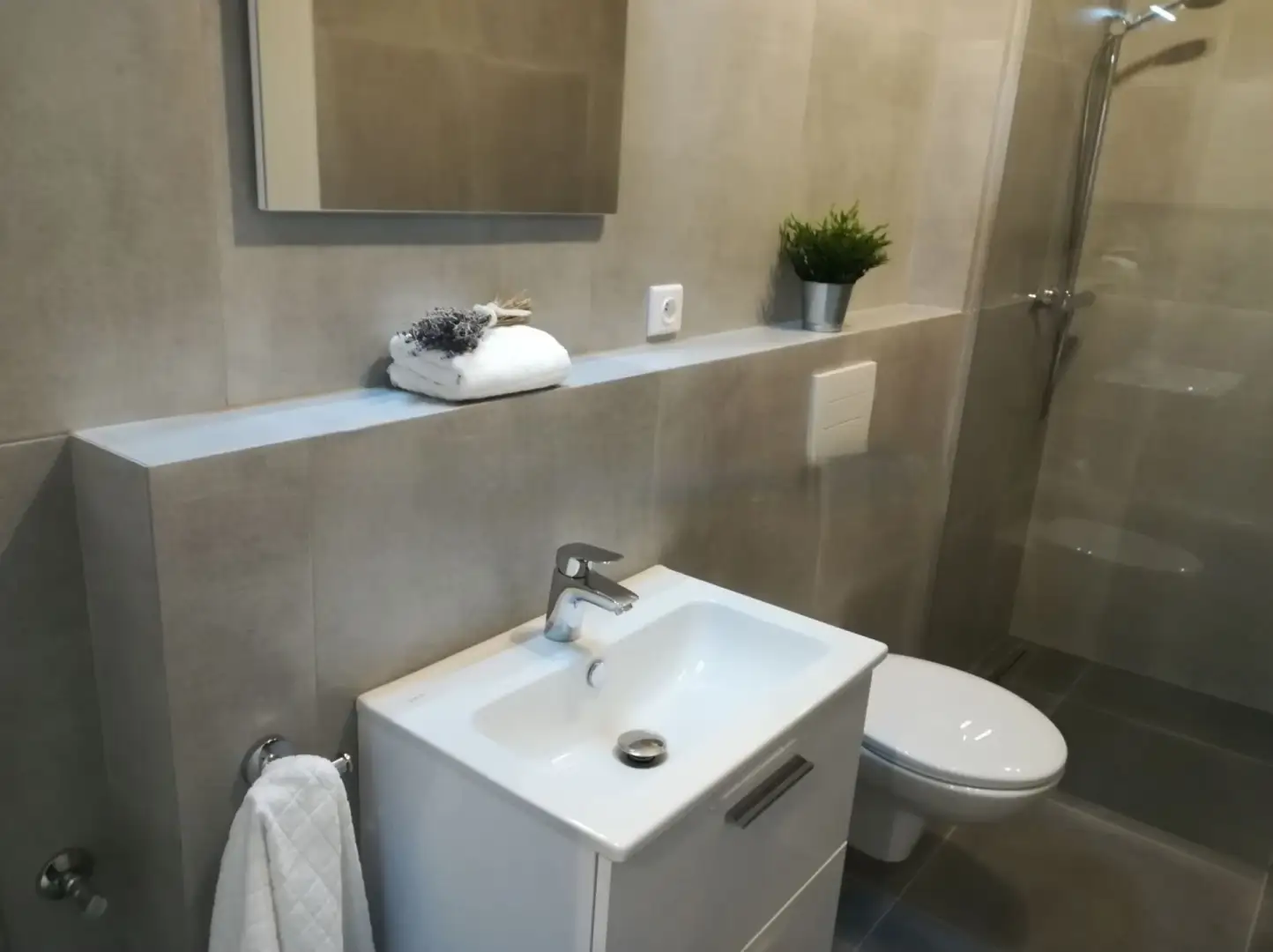 Pronájem bytu 2+kk, 47 m² - Rakovník II