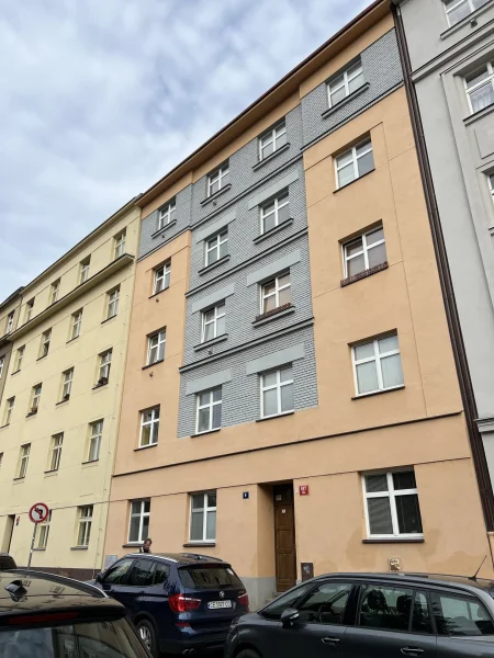 Pronájem mezonetového bytu 2+kk, 103m², zařízený, Pod Vilami, Praha 4 - Nusle