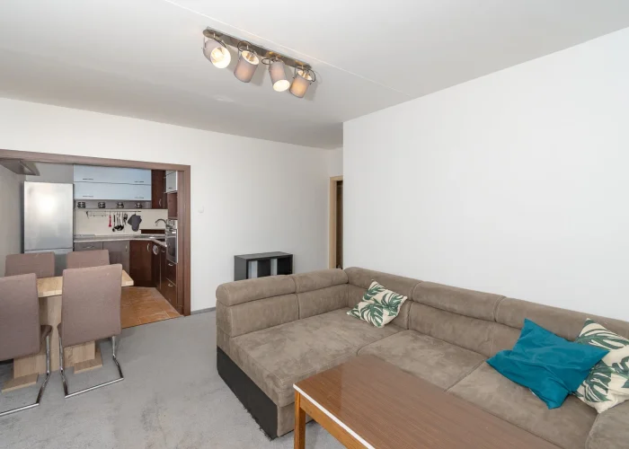 Pronájem bytu 3+kk, 57 m² - Praha - Háje