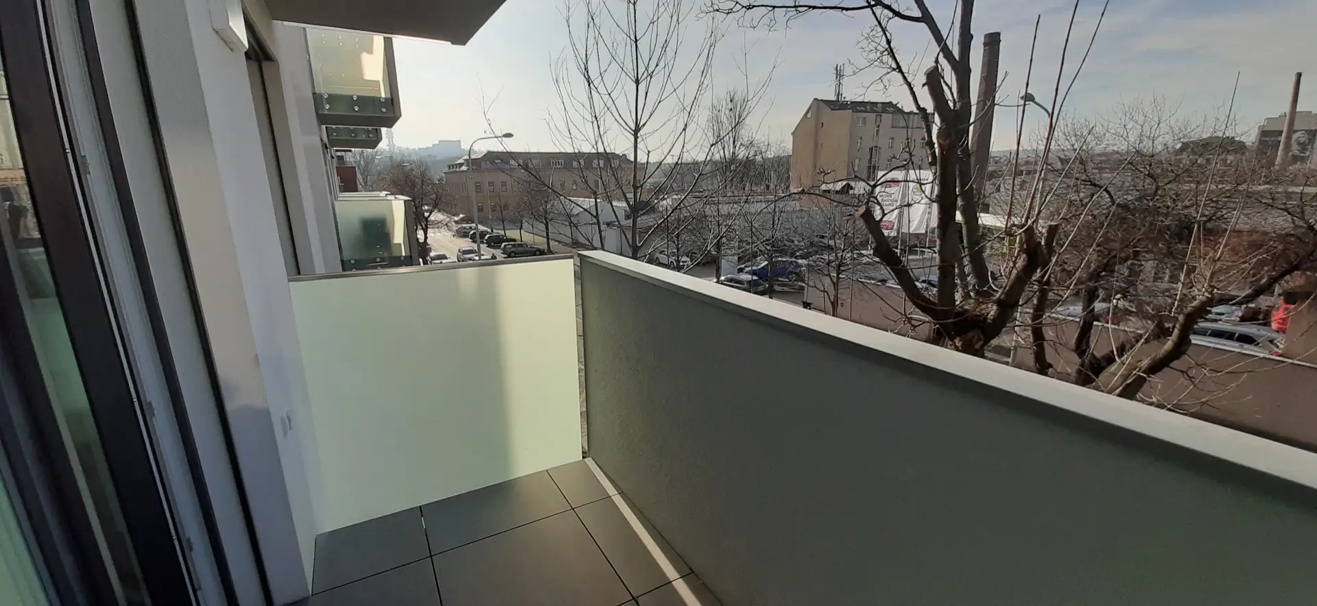 Pronájem bytu 1+kk, 33m2 s balkonem Praha Holešovice