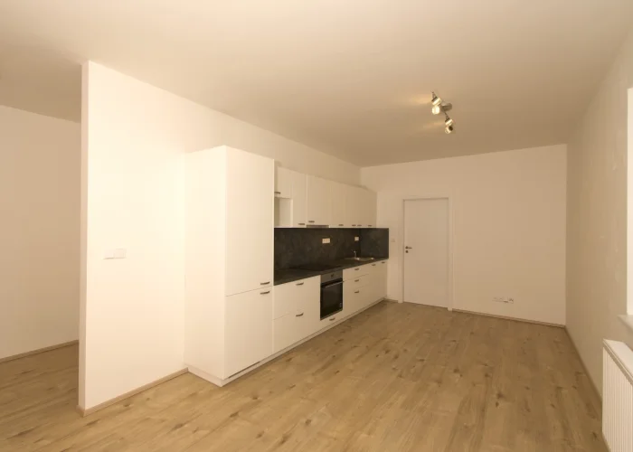 Pronájem bytu 2+kk/B/G/S, 45 m², nezařízený, Rakovník II
