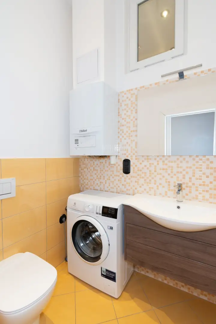 Pronájem bytu 2+kk 44 m², Praha - Smíchov