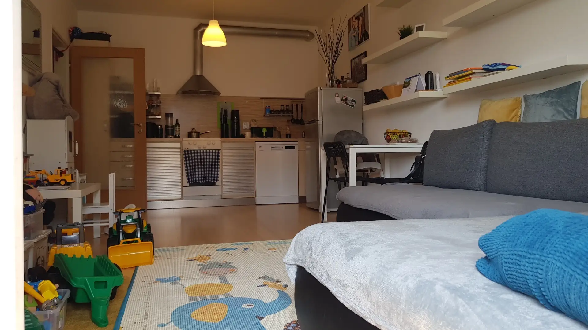 Pronájem bytu 2+kk, ulice Pod Harfou 938/38, Praha - Vysočany