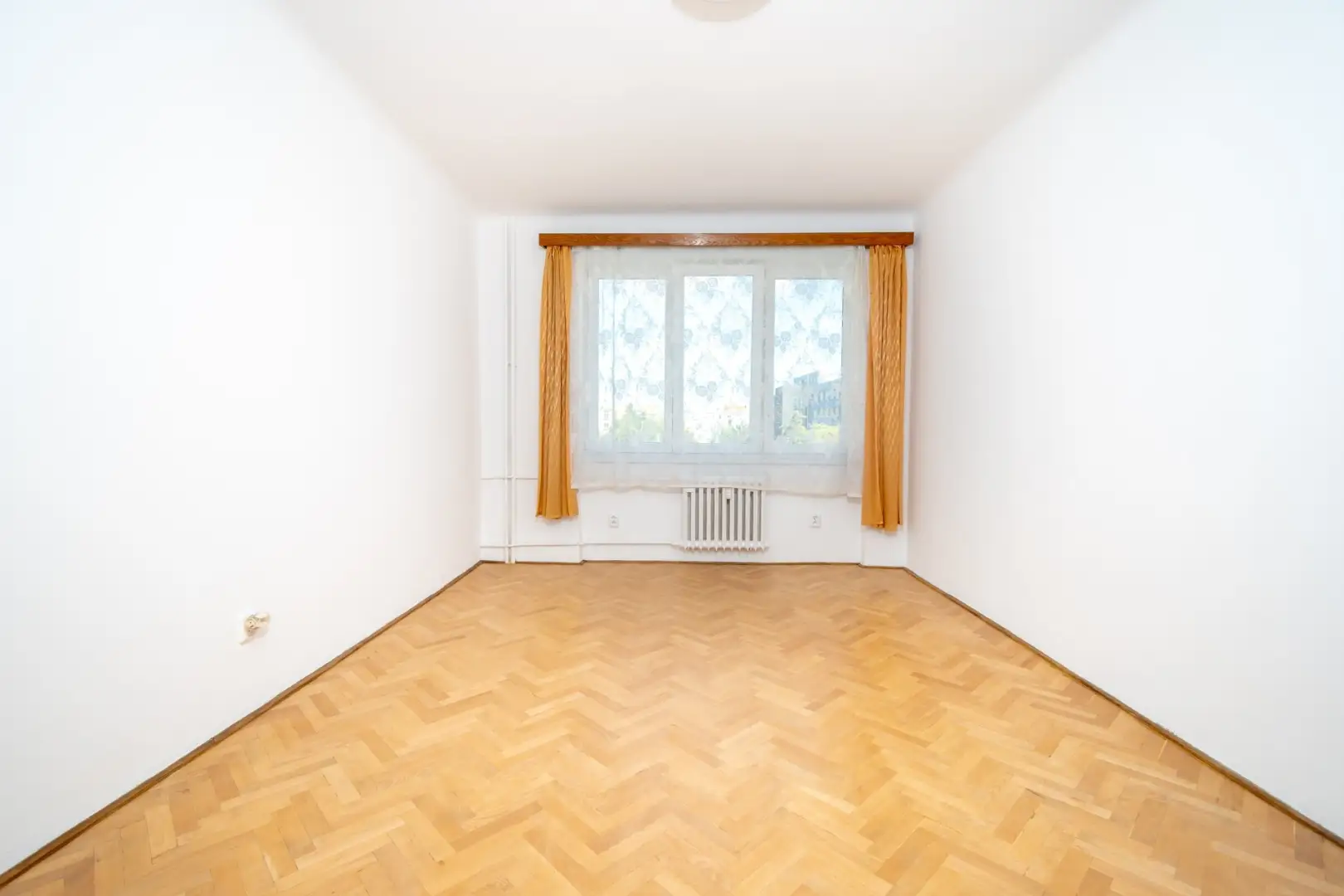 Pronájem bytu 2+1, 56m2, Praha - Vršovice