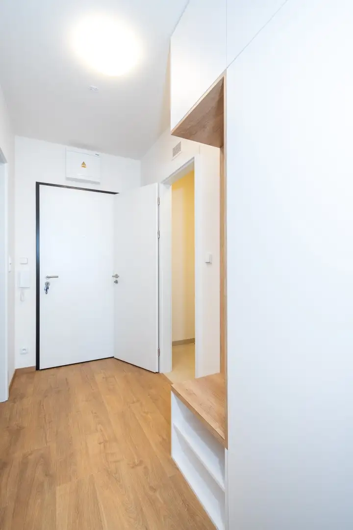 Pronájem byty 2+kk, 46 m² - Praha