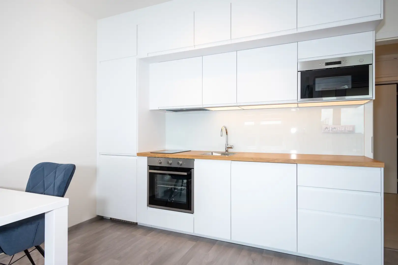 Pronájem bytu 1+kk, ulice Olgy Havlové, Praha 3