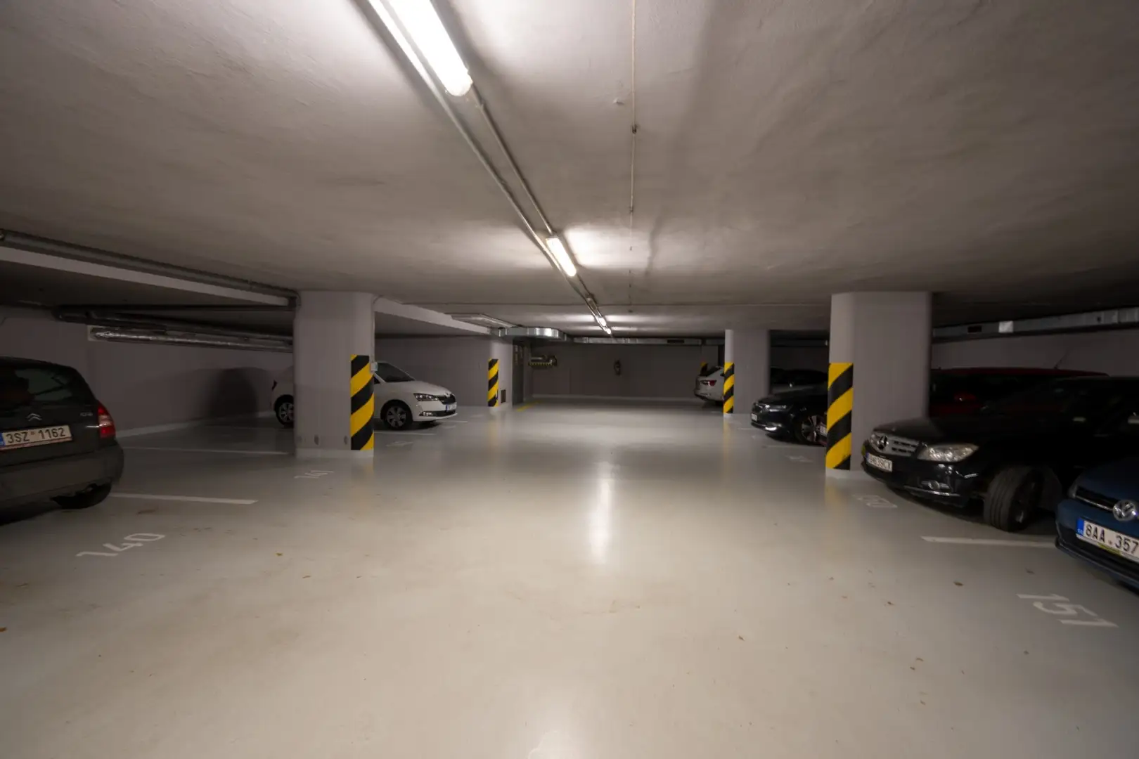 Pronájem bytu 2+kk  o výměře 55 m²  - Praha - Holešovice