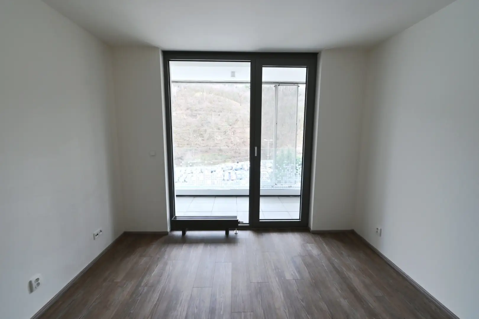 Pronájem bytu 3+kk/L/G o výměře 60 m² v lokalitě Praha - Košíře