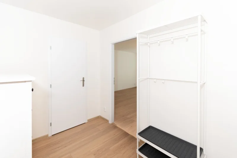 Pronájem bytu 1+1, 38 m², Praha - Bohnice