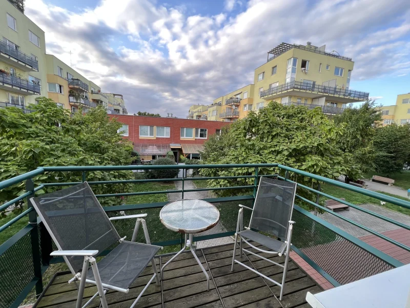 Pronájem bytu 1+kk o výměře 32m² - Praha - Hlubočepy