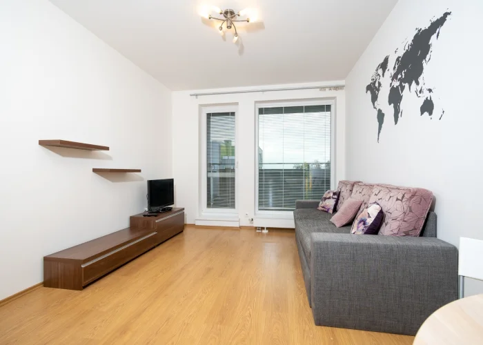 Pronájem slunného bytu 2+kk/G/B/S s výměrou  45m² - Praha - Uhříněves