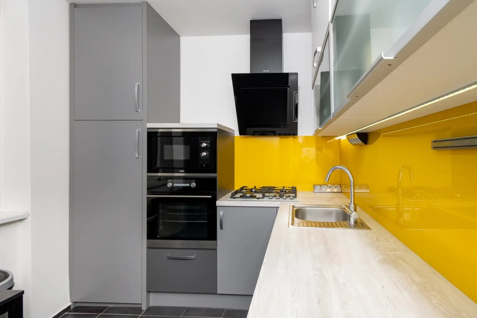 Pronájem bytu 2+1, 54 m² - Praha