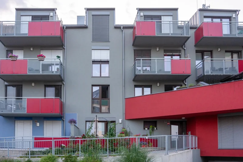 Pronájem bytu 1+kk,  35 m², terasa 7 m2, parkovací stání