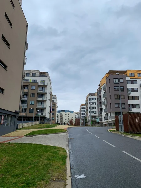 Pronájem bytu 2+kk/B, 53m² - Praha - Střížkov