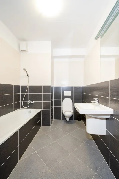 Pronájem bytu 2+kk s balkónem, ulice Honzíkova 635/6, Praha - Dolní Měcholupy