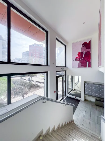 Pronájem bytu 2+kk, 57 m² - Praha - Vysočany