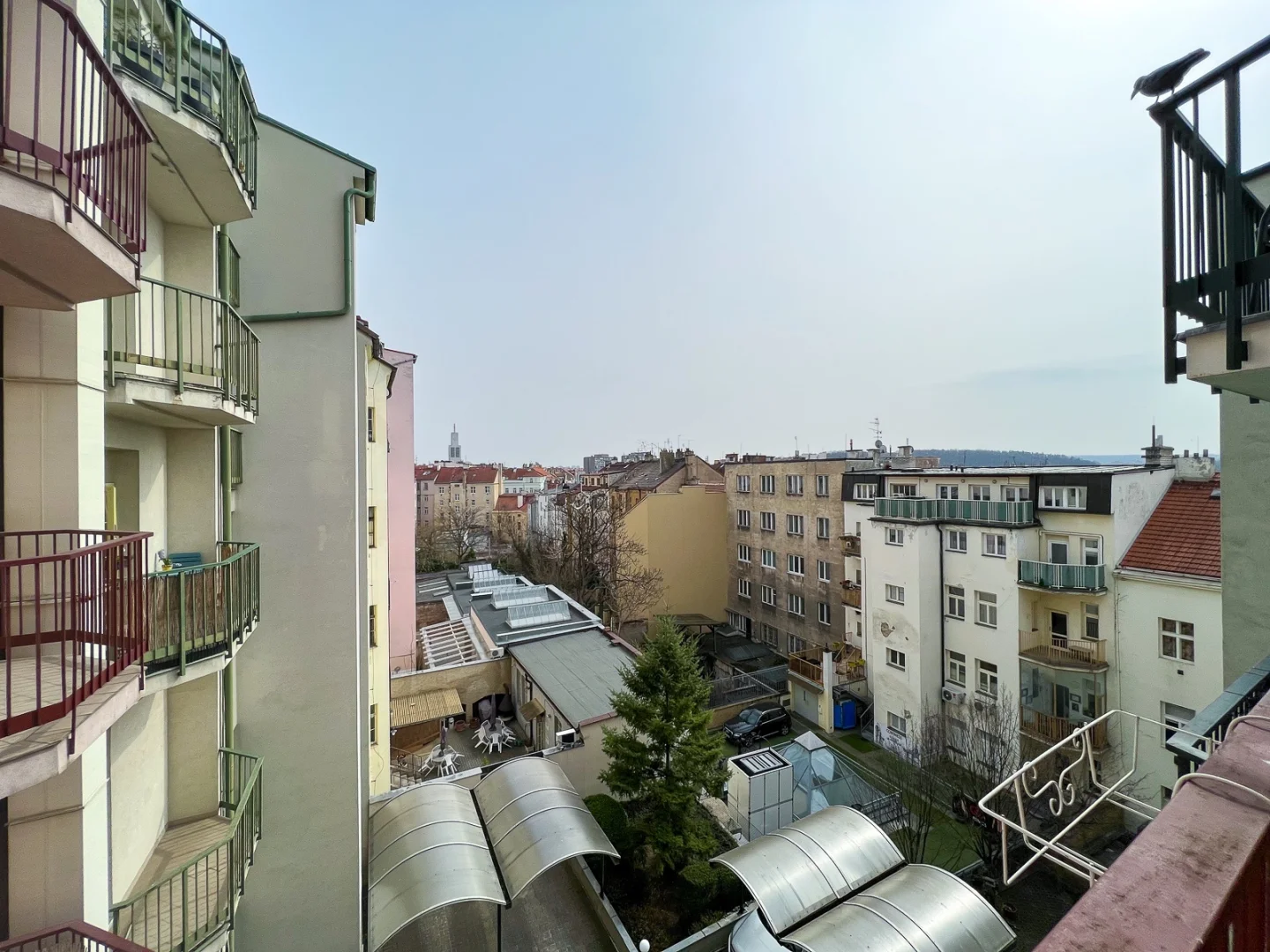 Pronájem bytu 3+kk, 84m², ulice Holandská, Praha - Vršovice