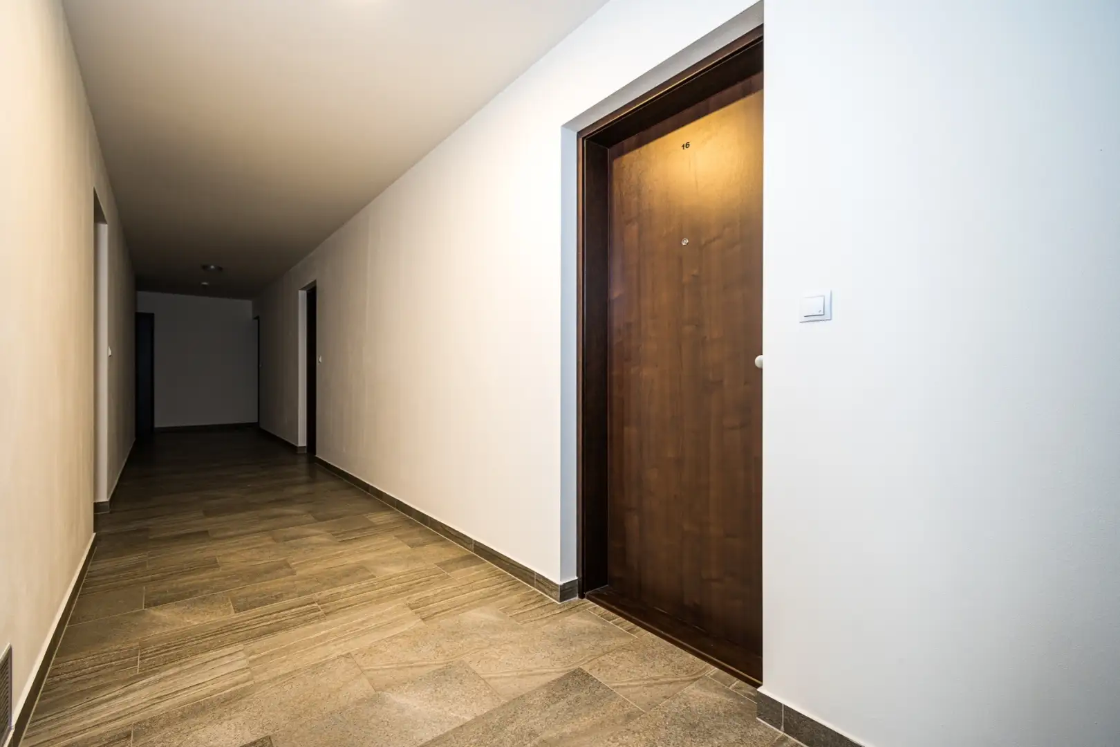 Pronájem bytu 1+kk 33m² - Praha - Stodůlky