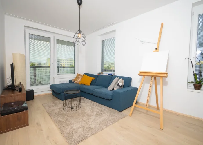 Pronájem bytu 2+kk/T/G o výměře 56m² - Praha - Střížkov