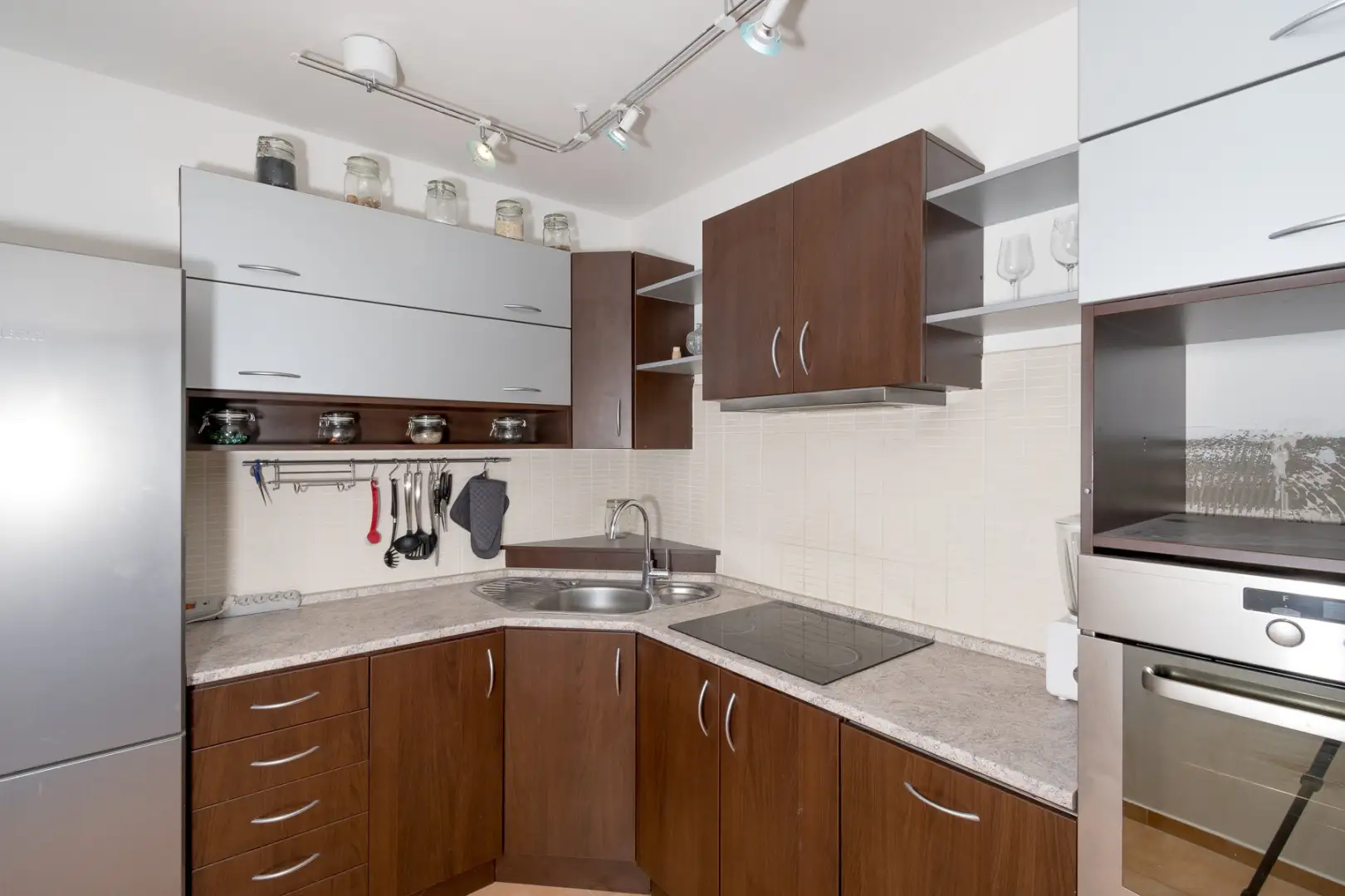 Pronájem bytu 3+kk, 57 m² - Praha - Háje