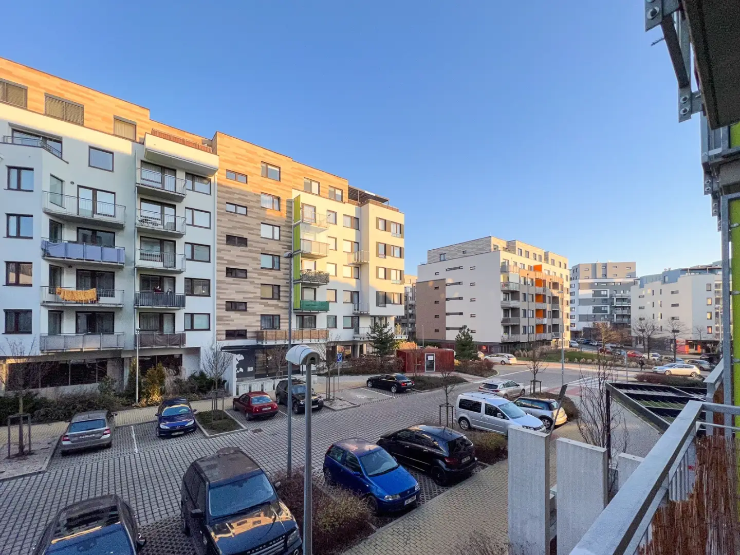 Pronájem bytu 1+kk/B o výměře 32 m2 Praha Střížkov